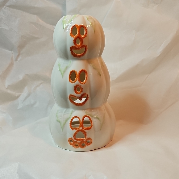 Belleek Other - Belleek Stacked Pumpkin Trio Votive Holder